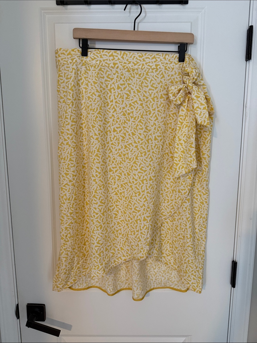 a new day Yellow and White Patterned Wrap Midi Skirt